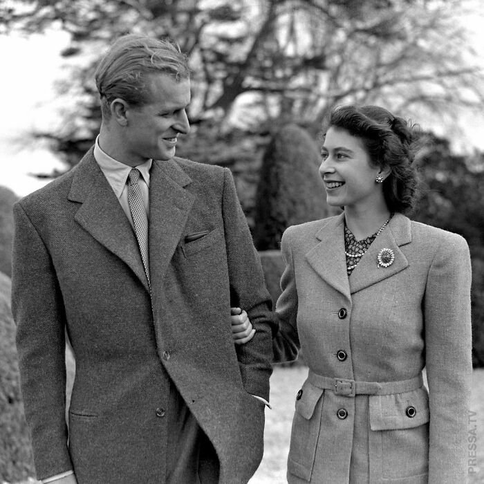В Великобритании скончался принц Филипп - муж Королевы Елизаветы
